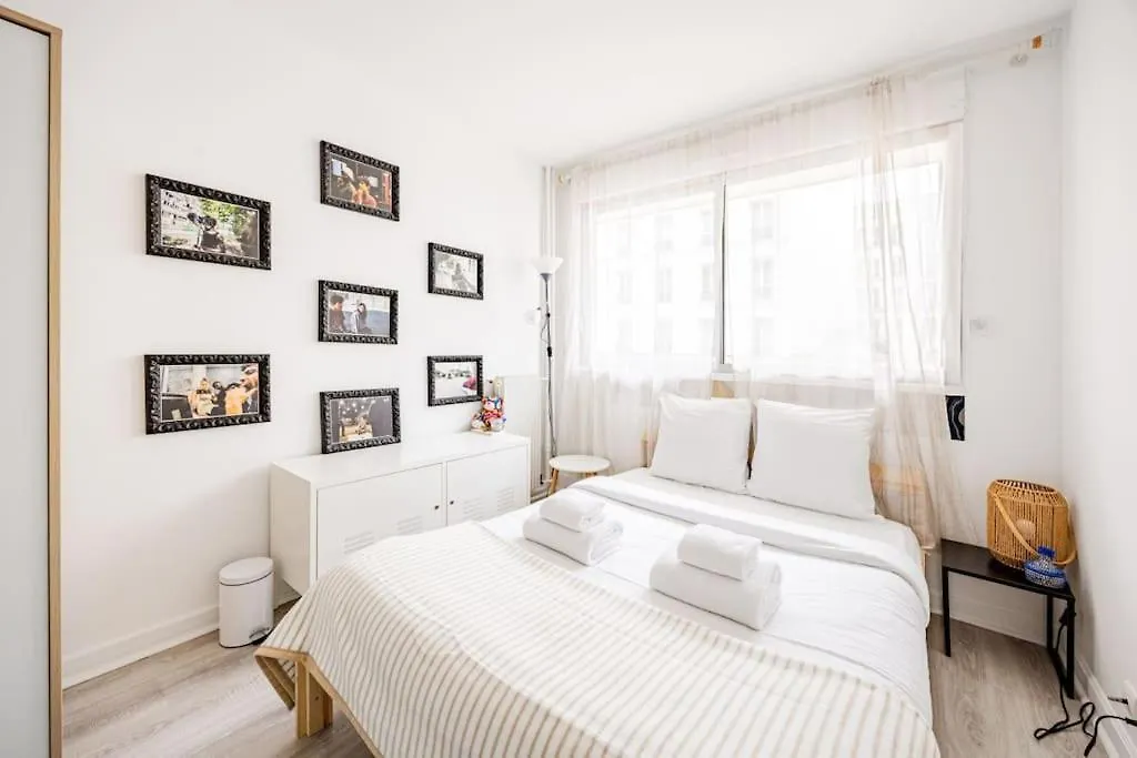 Studio Renove 2 Pers Republique Bastille Paris 11 contacts